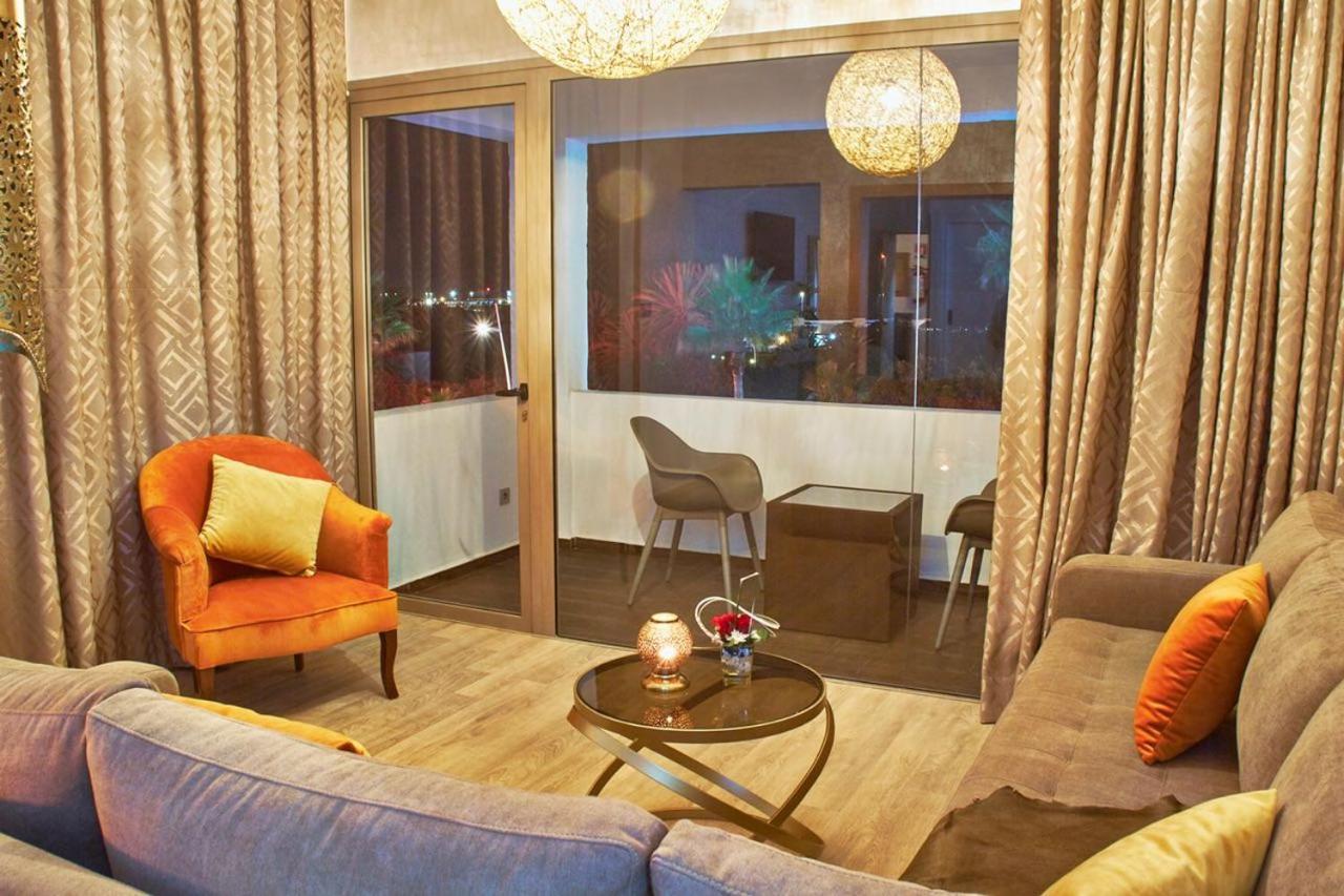 Deluxe Suite with Sea View,742480216:JPEG